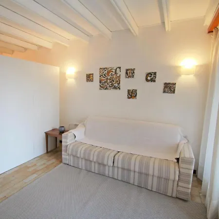 Appartamento Locazione Turistica Hermitage-5 *