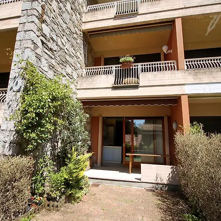 Locazione Turistica Hermitage-5 *