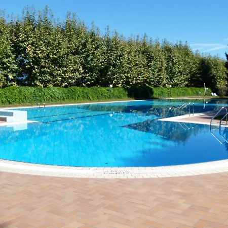 Appartamento Locazione Turistica Hermitage-5 *