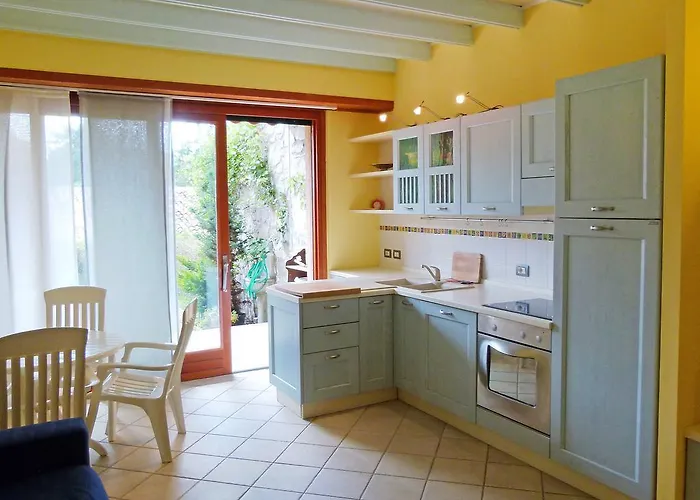 Διαμέρισμα Hermitage-5 By Interhome Porto Valtravaglia