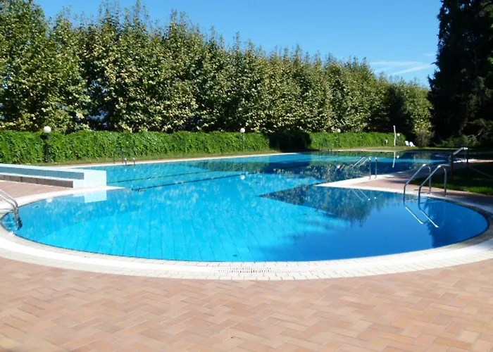 Διαμέρισμα Hermitage-5 By Interhome *