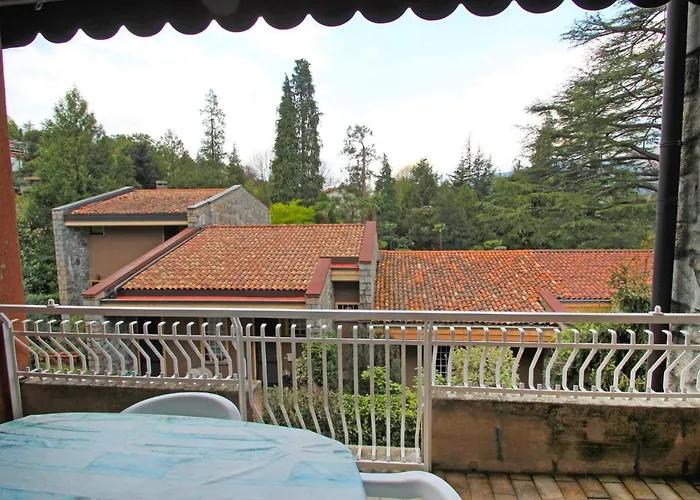 Hermitage-5 By Interhome Appartement Porto Valtravaglia